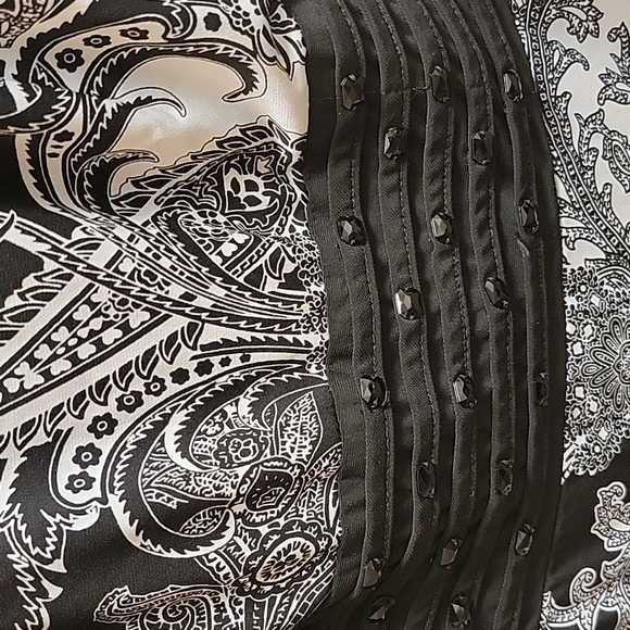 Dressbarn black and white dress with Paisley and beads 18 - Picture 3 of 5